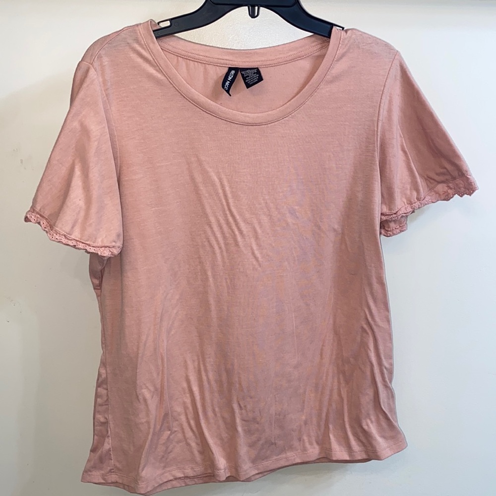 Kristen Nicole Rose Tee